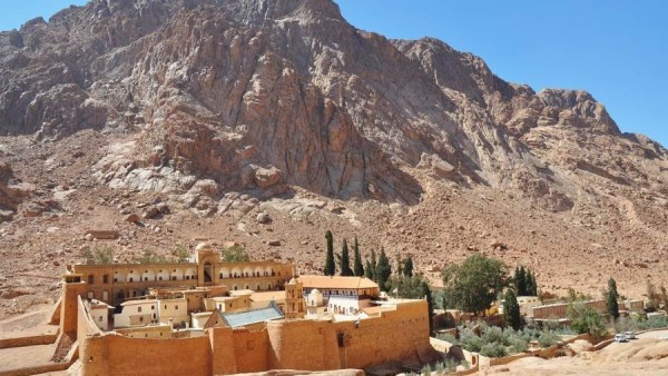 بعد توقف أكثر من 10 سنوات.. فتح وديان سانت كاترين أمام السائحين
