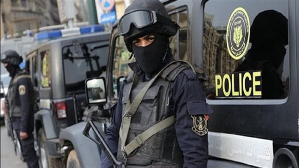 أمن المنوفية يكشف لغز العثور على رضيع بالمقابر فى الباجور