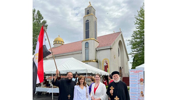 المهرجان السنوي لكنيسة العذراء بشيكاغو: ترسيخ التراث القبطي والوطني في قلب أمريكا