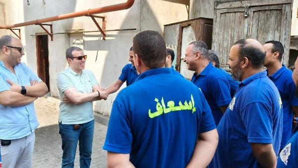 أنقذوا 80 شخصا.. رئيس هيئة الإسعاف يلتقي أبطال إنقاذ سنترال رمسيس