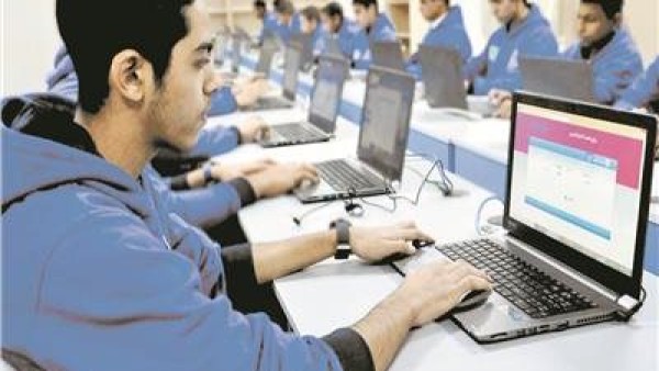 لطلاب الدبلومات الفنية 2025 .. شروط القبول بالكليات والمعاهد