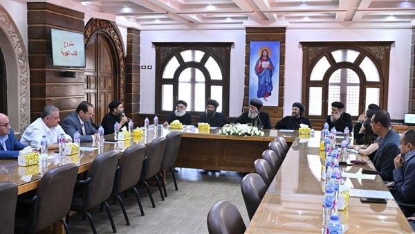 البابا تواضروس يلتقي مسئولي المدارس القبطية في الإسكندرية