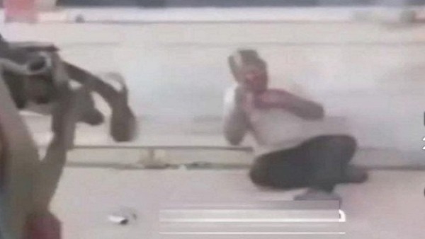 خالد منتصر: ضباع الجولاني يقتلون على الهوية في شوارع السويداء.. قتلوا عجوزا درزيا بعد التلاعب به ثم صلوا !