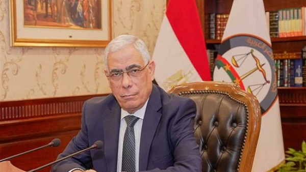 النيابة العامة تأمر بحبس 11 سائقًا لتعمدهم السير عكس الاتجاه بالطريق العام وتعريض حياة المواطنين للخطر