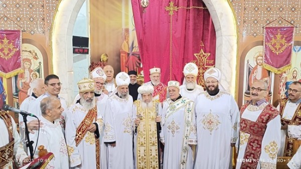سيامة دياكون جديد بكنيسة الصليب المقدس بالمعادي