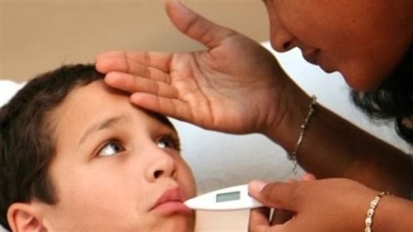 بعد وفاة 4 أطفال من أسرة واحدة، ما هي أعراض الالتهاب السحائي؟