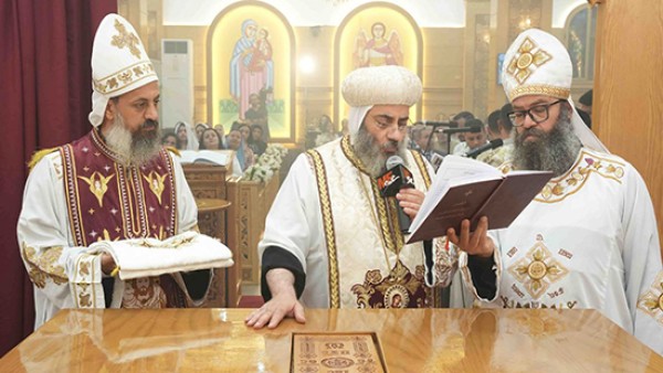 تدشين كنيسة العذراء والملاك ميخائيل بأبوقرقاص البلد بيد الانبا فلوباتير