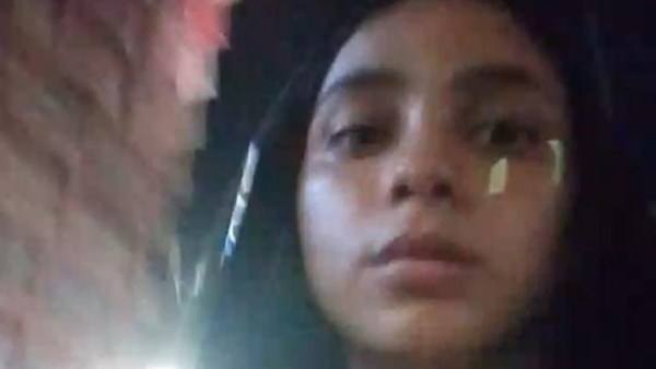 طالبة تستغيث بعد طردها من منزل والدها بسبب نتيجة الثانوية: “رموني في الشارع”