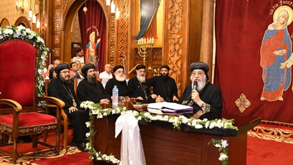 إكليل الشهداء.. البابا تواضروس: احفظ إيمانك قويًّا واخدم وتاجر بوزناتك لتنال تلك الأكاليل