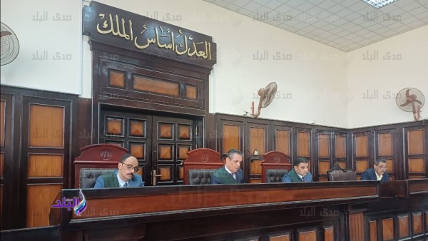جنايات أسيوط تحيل أوراق متهمين في معركة "أبو الهدر" إلى المفتي.. وتأجيل الحكم على 18 آخرين