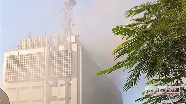 حريق هائل في سنترال رمسيس بمنطقة الإسعاف.. والحماية المدنية تدفع بسيارات الإطفاء
