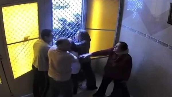 السجن 5 سنوات للمتهمين بالاعتداء على «سيدات المنصورة» بسبب خلافات الإيجار