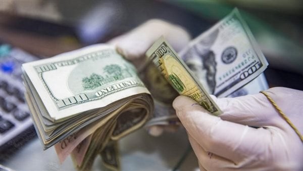 سعر الدولار أمام الجنيه في البنوك صباح اليوم السبت