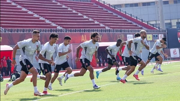 حارس الأهلي يتعرض لحادث سير، تعرف على التفاصيل