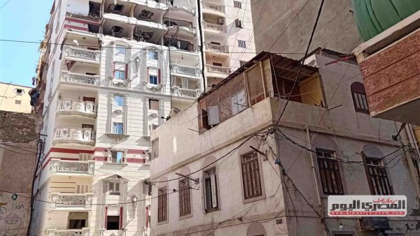 أول قرار بطرد مستأجر في الإسكندرية بعد تطبيق قانون الإيجار القديم (صور)