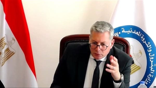 هيأمن كل بيت مصري من الغاز، وزير البترول يزف بشرى سارة عن حقل ظهر