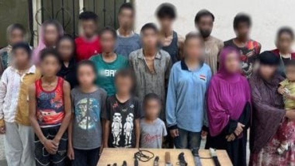 اعترافات صادمة لعصابة الثقب الأسود: نضرب الأطفال ونجبرهم على التسول.. فيديو