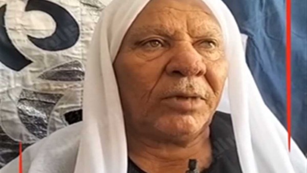 والد الطفلة «رحمة» الضحية الأولى بحادث قطار مطروح: تعرفت على بنتي من ملابسها (فيديو)