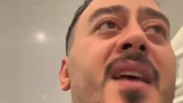 «اتحكم عليا 15 سنة غيابيًا».. ما هي قصة صاحب محلات "كوكو آند إس" المتـهم بسرقة تابلت وزارة التعليم؟