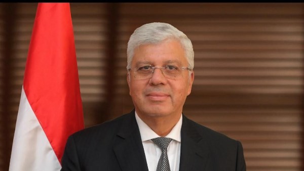 وزير التعليم العالي يوجه بحل مشكلة عائشة أحمد و إعادة ترتيب رغباتها