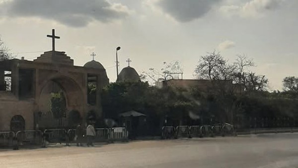 الأقباط يستغيثون من حوادث أمام كنيسة العذراء بالمعادي ويطالبون بمطب صناعي عاجل