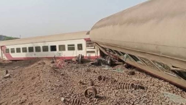 بينهم شقيقان متوفيان .. ننشر أسماء ضحايا حادث قطار ركاب مطروح