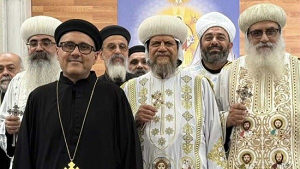 بالصور.. سيامة كاهن جديد لكنيسة الميلاد المقدس بيد مطران وأساقفة عموم لوس أنجلوس