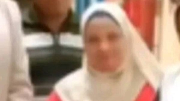 صرف إعانة عاجلة من العامة للنيابات والمحاكم لأسرة موظفة محكمة إسنا