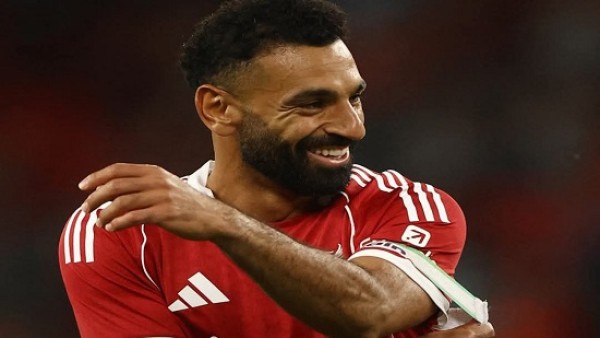 محمد صلاح يرتدي شارة قيادة ليفربول في ودية أتلتيك بلباو التي انتهت بفوز الريدز