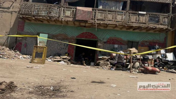 «ماتوا سوا زي ما عاشوا سوا».. أسرة الضحيتين تروي اللحظات الأخيرة قبل انهيار عقار البراجيل