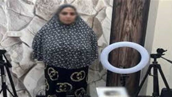 1.4 مليون متابع ونهاية صادمة.. القصة الكاملة لـ القبص على البلوجر نعمة أم إبراهيم