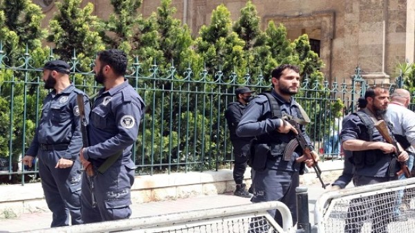 بعد تفجير كنيسة مار إلياس في دمشق .. حراسة الكنائس السورية تثير نقاشا بين الحماية من التهديدات والشعور بتقييد الحرية