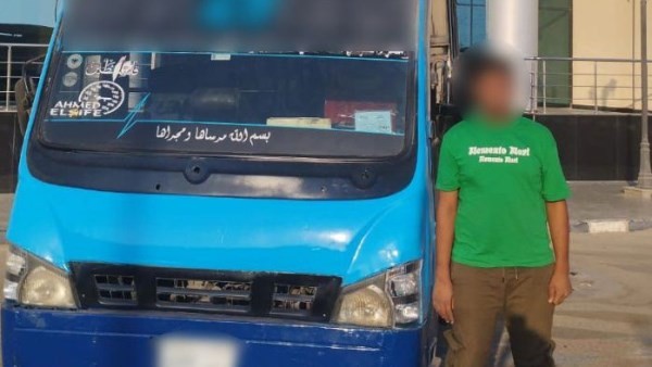 بيشرب مخدرات وهو سايق.. القبض على سائق أتوبيس نقل جماعى بالقاهرة