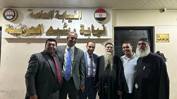 إخلاء سبيل القمص لوقا أسعد من نيابة رشيد بعد توجيه اتهام السب والقذف من قبل مستشار طرف النزاع في أزمة الكنيسة