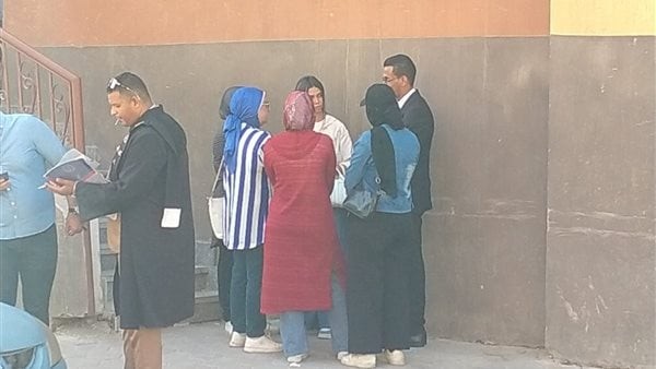 والد نزال ضحية مطاردة الواحات: أهالي المتهمين هددونا وعرضوا 100 ألف جنيه للتصالح