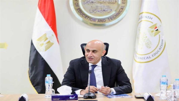 قرارات عاجلة من وزير التعليم لطلاب المدارس الرسمية لغات 2025