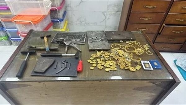 ضبط 3.5 طن فضة وذهب مهرب ومقلد بالإسكندرية بقيمة نصف مليار جنيه