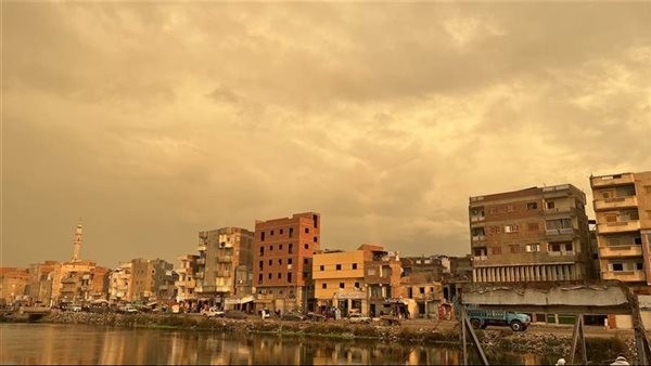 أمطار غزيزة وغيوم شديدة، موجة من الطقس السيئ بالبحيرة (فيديو وصور)