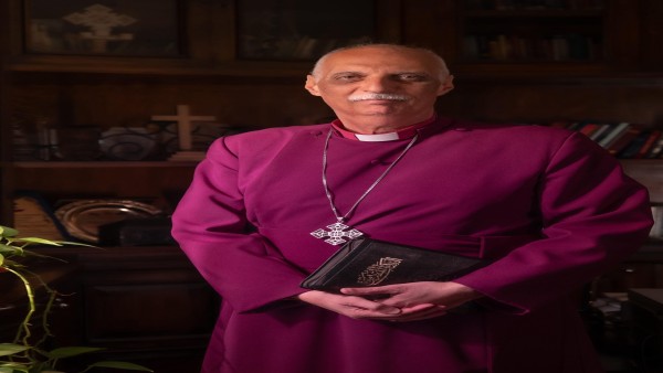 رئيس الكنيسة الأسقفية يهنئ فخامة الرئيس السيسي والشعب المصري بعيد الشرطة وذكرى ثورة يناير