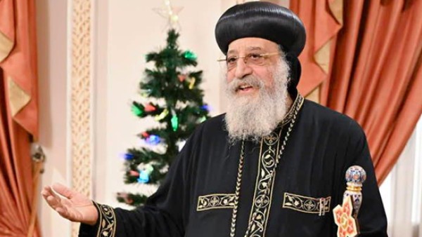 قداسة البابا تواضروس الثاني يعود إلى مصر بعد نجاح عملية جراحية في النمسا