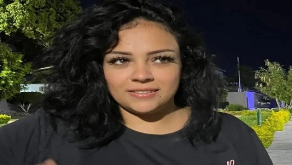 حكمت تدعم "فتاة الاتوبيس" : لن تقهروا المرأة ولن تكفنوها .. التشدد خرب دول حولنا .. حاسبوا المتطاول الذي يتدخل فيما ترتديه البنت