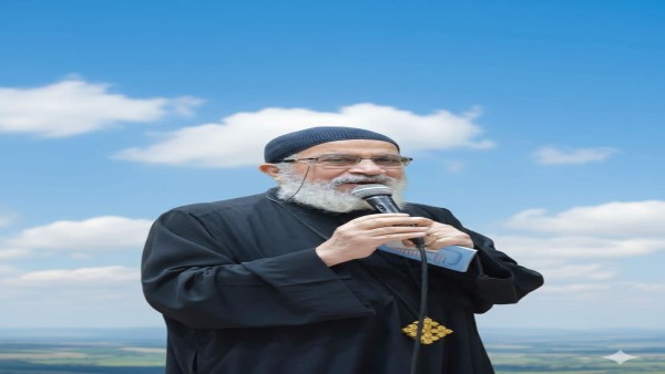 الأنبا أنجيلوس يطلب التعزية من فم قداسة البابا تواضروس فى نياحة القمص اسطفانوس فايق