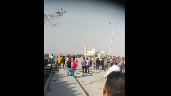 نادر شكري: اشتباكات محدودة خلال حملة إزالة بسور أرض مخصصة لبناء كنيسة في مدينة 15 مايو… والقبض على عدد من الأقباط