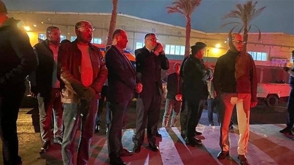 محافظ الجيزة يكشف ملابسات حريق مصنع أخشاب بأكتوبر