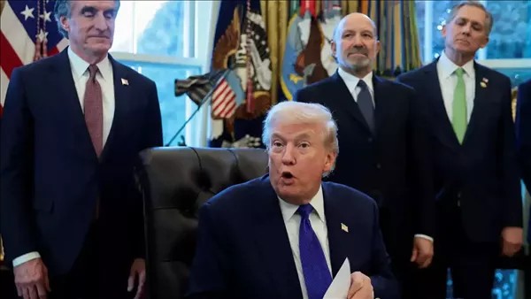 ترامب يحذف الفيديو المسيء لـ أوباما وزوجته