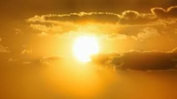 لأول مرة فى عز الشتاء.. الأرصاد تناشد المواطنين عدم التعرض للشمس